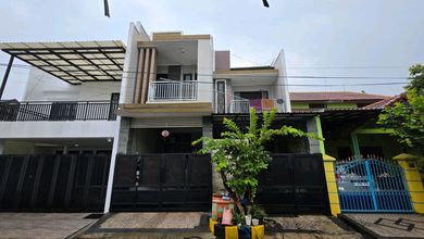 Rumah Modern di Surabaya Kota, Surabaya, LT 160 m2