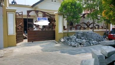 Rumah Elit Luas 338 m2, area Surabaya Kota, Surabaya