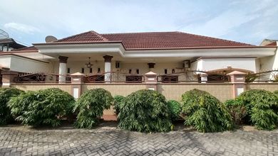 Rumah Premium di Sidoarjo, Sidoarjo, Luas 242 m2