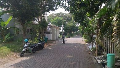 Rumah Dijual di Citraland, Surabaya, LB 100m², Harga Kompetitif!