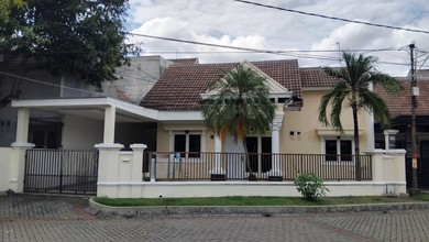 Rumah Favorit di Sidoarjo, Sidoarjo, 5 KT, Harga 1,4 Miliar