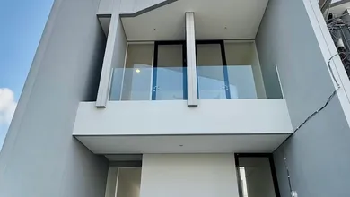 Rumah Premium di Wiyung, Surabaya, LT 120 m2