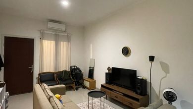 Rumah Furnished Lokasi Strategis di Suvarna Sutera
