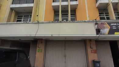 Ruko 3 Lantai Cocok Utk Gudang. Expedisi. Kantor. Usaha Online