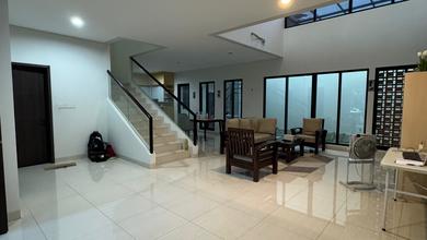 Jual Rumah Cantik LT 228 m2 di Summarecon Bandung, Bandung