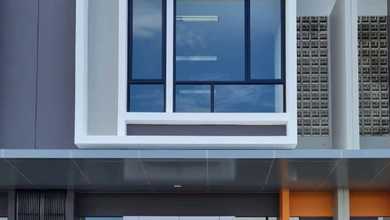 Dijual Ruko Gandeng Summarecon Bandung Bandung Telah di Renovasi