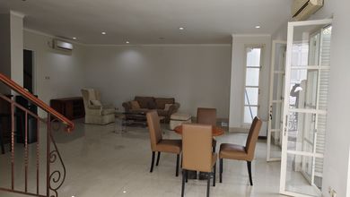 For Sale rumah Mewah di Kemang, Jakarta Selatan - LT 247m²