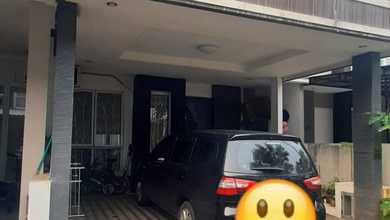 Rumah Bagus Cluster Ayna Residence 6 x 12 Graha Raya Semi Furnished