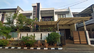 Jual Rumah Siap Huni di Karang Tengah, Tangerang, Luas 224 m2