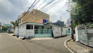 Rumah Premium area Petojo, Jakarta Pusat, LT 258 m2