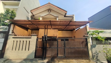 Jual Cepat Rumah Elit di Jelambar, Jakarta Barat, Luas 115 m2