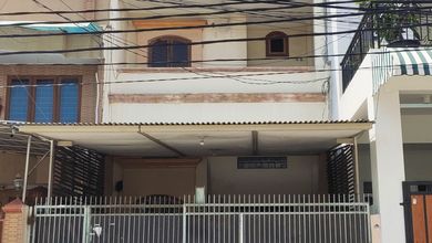 Jual Cepat Rumah Elit di Pluit, Jakarta Utara, Luas 150 m2