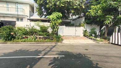 Jual Rumah Cantik Luas 200 m2 di Menteng, Jakarta Pusat