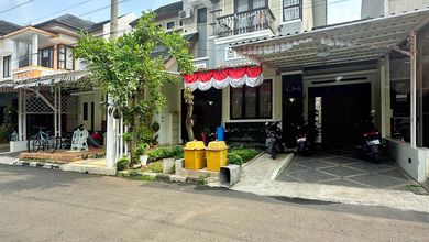 Rumah Sederhana di Jagakarsa, Jakarta Selatan, LT 320 m2