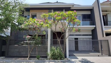 Rumah Modern area Surabaya Kota, Surabaya, LT 900 m2