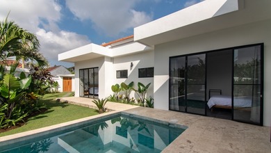 Ready Unit Villa For Rent Fully Furnish Lokasi Strategis Canggu Padonan Bali