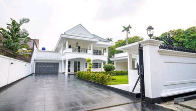 Jual Rumah Mewah Luas 973 m2 Kawasan Kemang, Jakarta Selatan