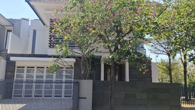 Rumah Modern Luas 412 Jual area Surabaya Kota, Surabaya