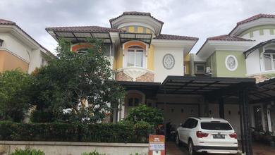 Rumah Mewah LT 240 m2, di Sawangan, Depok
