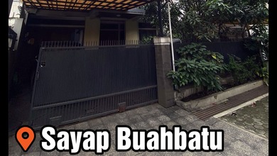 Jual Rumah Cantik Luas 244 m2 di Buah Batu, Bandung