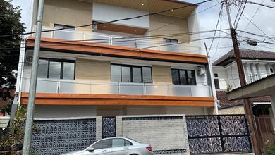 Jual Rumah Mewah Luas 200 m2 Area Cigadung, Bandung