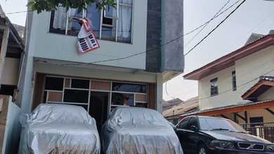Jual Harga Kompetitif Ruko Inti Kota Siap Huni Jl. Cikajang Raya, Cisaranten Endah, Kec. Arcamanik, Kota Bandung, Jawa Barat