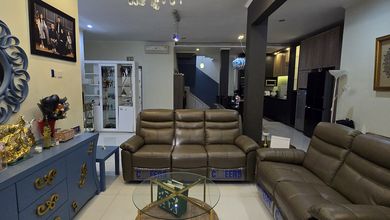 Rumah Modern Luas 198 Jual di Batununggal, Bandung