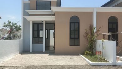 Jual Cepat Rumah Elit area Krian, Sidoarjo, Luas 72 m2