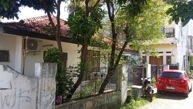 Rumah Eksklusif LT 185 m2, di Karang Tengah, Tangerang