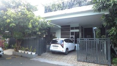 Jual Rumah Cantik LT 210 m2 area Cakung, Jakarta Timur
