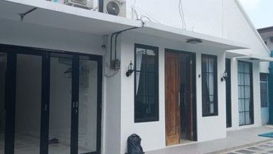 Rumah Sederhana di Kebon Jeruk, Jakarta Barat, LT 294 m2
