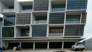 Ruko Modern area Keputran, Surabaya, Luas 142 m2