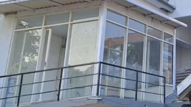Jual Cepat Rumah Mewah di Sukomanunggal, Surabaya, LT 220 m2