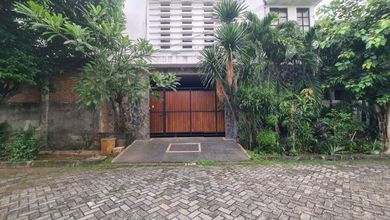 Rumah Mewah 2 Lantai Taman Kedoya Indah