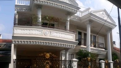Jual Rumah Siap Huni di Cempaka Putih, Jakarta Pusat, LT 206 m2