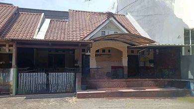 Jual Rumah Eksklusif Luas 135 m2 Area Wiyung, Surabaya