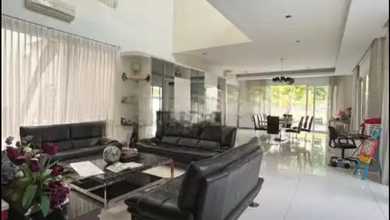 Rumah Modern LT 900 Jual di Citraland, Surabaya
