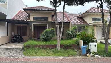 Jual Rumah Mewah Luas 180 m2 Kawasan Lakarsantri, Surabaya
