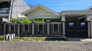 Rumah Modern di Sukomanunggal, Surabaya, LT 240 m2