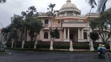Rumah Premium di Citraland, Surabaya, Luas 1117 m2