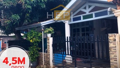 Jual Rumah Cantik Luas 273 m2 di Pleburan, Semarang