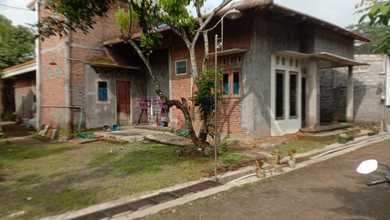 Jual Rumah Strategis di Gunung Pati, Semarang - LT 146m²