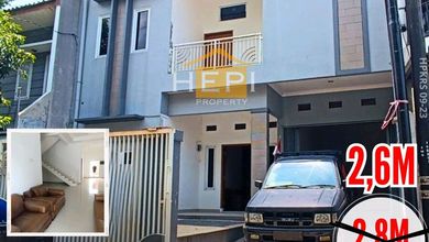 Dijual rumah Eksklusif di Pusponjolo, Semarang - LT 240m²