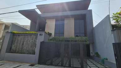 Rumah Modern LT 230 Jual area Gajah Mungkur, Semarang