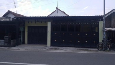 Jual Cepat Rumah Mewah di Mojokerto, Mojokerto, Luas 310 m2