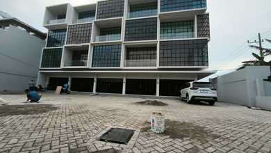 Disewakan Ruko Baru 4 Lantai Lokasi Jalan Raya Dinoyo