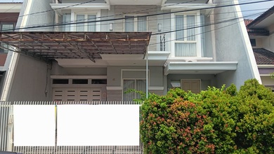 Rumah Siap Huni di Area Keputih, Surabaya, LT 200m²