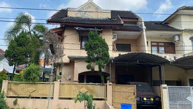 Jual Segera Rumah Elit area Wiyung, Surabaya, LT 146 m2