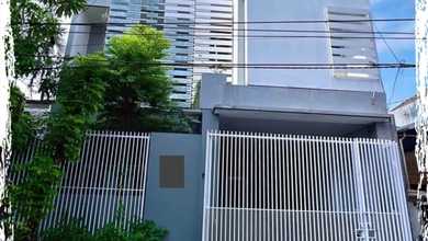 Jual Cepat Rumah Elit area Wiyung, Surabaya, LT 120 m2