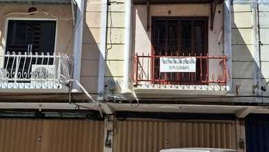 Dijual Ruko Tiga Tingkat Lokasi Prima Jl. Klampis Jaya No.33G, Klampis Ngasem, Sukolilo, Kota Surabaya, Jawa Timur, Indonesia, 60117